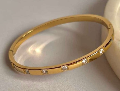Gold-Plated Diamond Accent Bangle – Elegant & Timeless