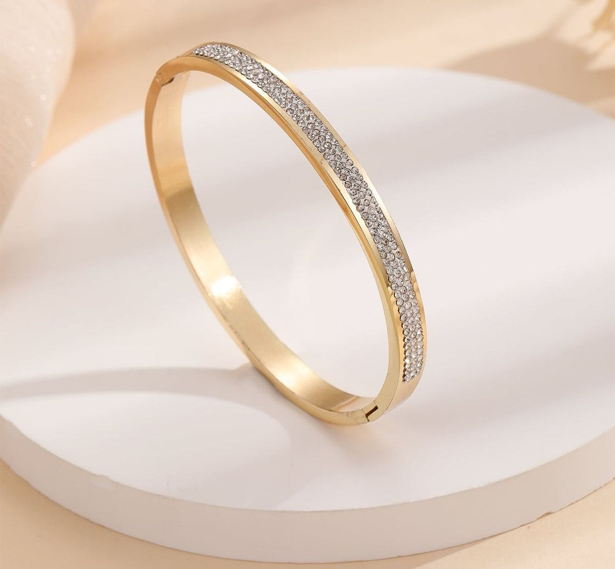 Minimal Gold Plated Anti-Tarnish Bracelet