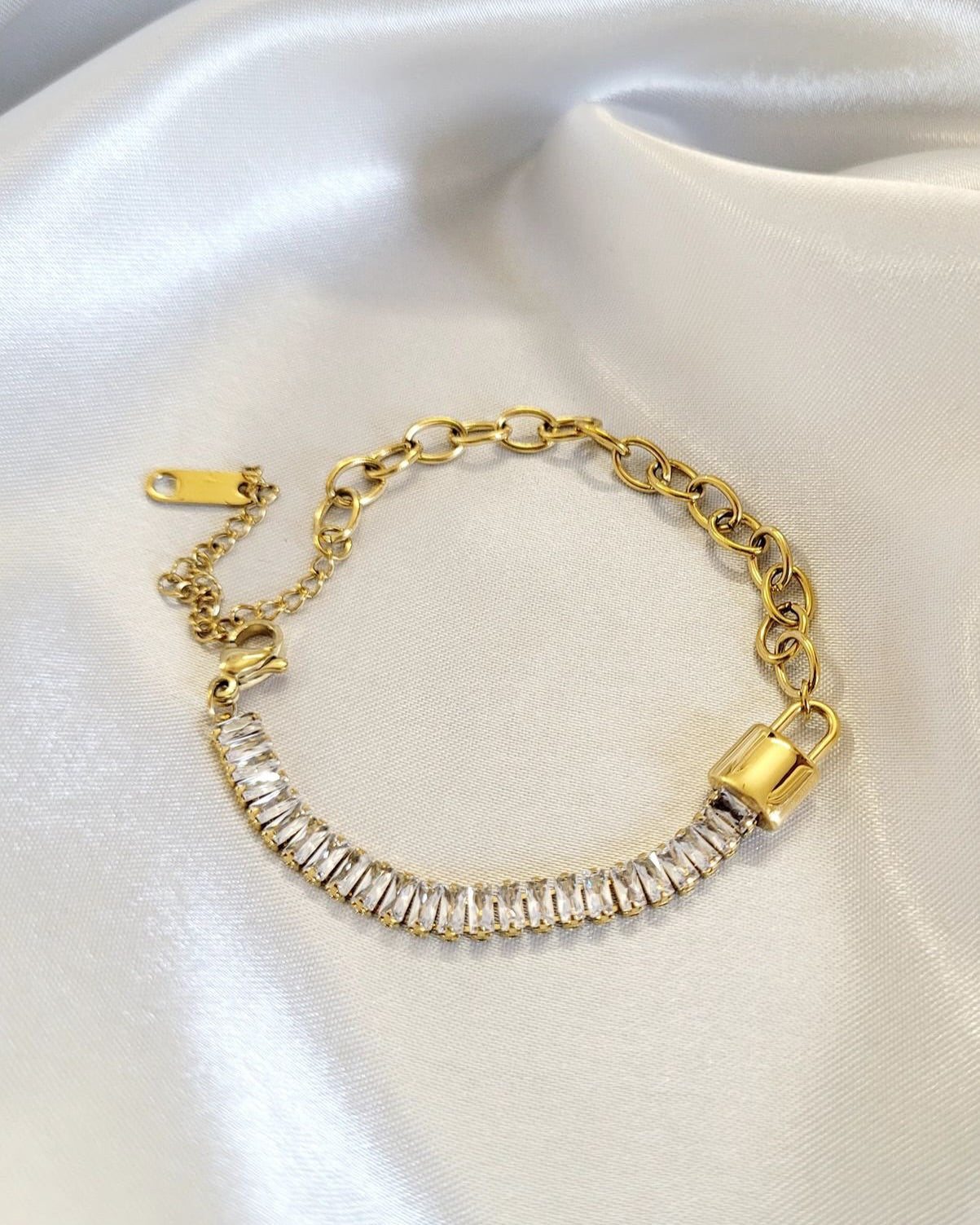 Anti-Tarnish Gold Plated Bracelet for Women