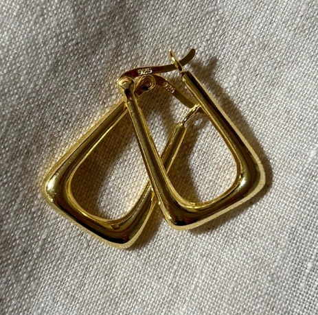 Vintage-Inspired Geometric Gold Hoop Earrings