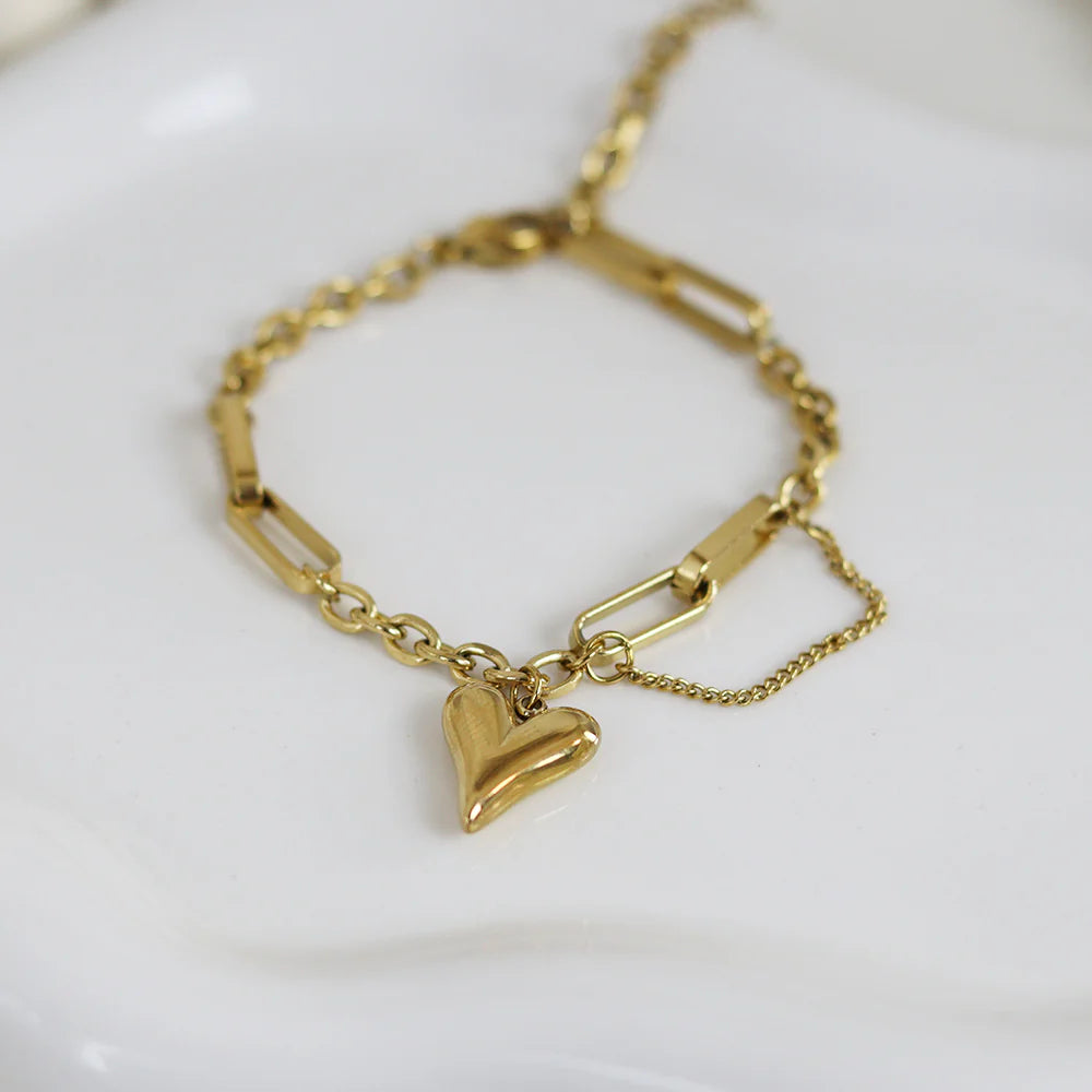Minimal Gold Plated Anti-Tarnish Bracelet